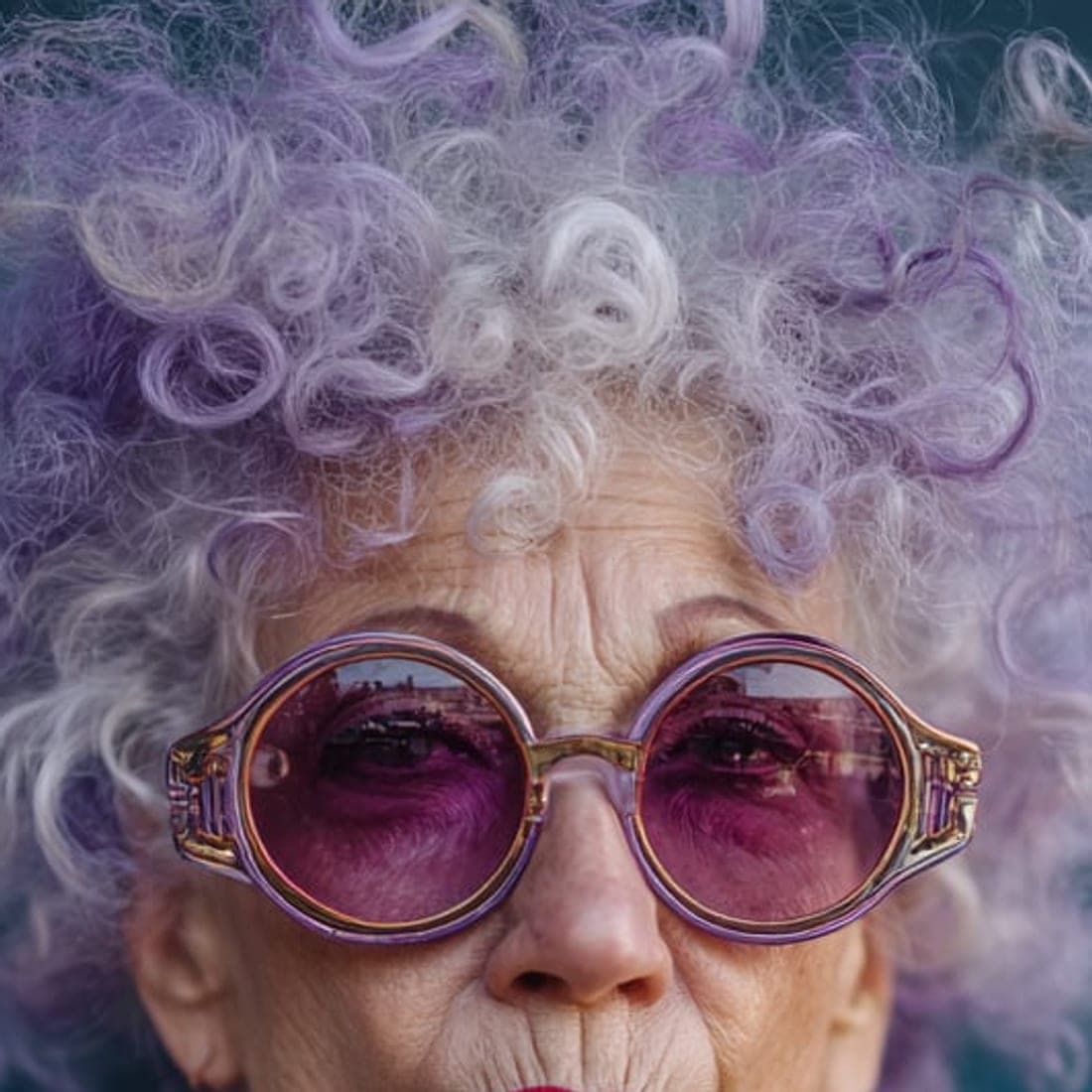Grande Dame — detail 1